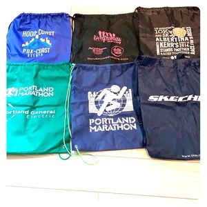 Wrap Gifts w/ theses String Backpack x 6 🎒